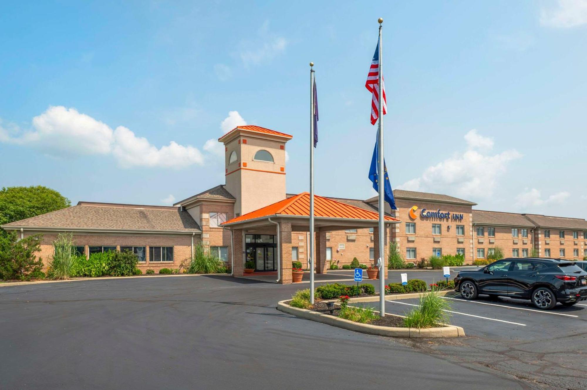Comfort Inn Edinburgh - Columbus Exterior photo